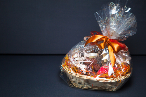Tips To Pick The Best High-Quality Gift Hampers Easily