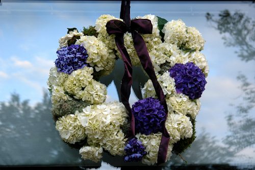 3 Common Types Of Floral Arrangements Used During Funerals