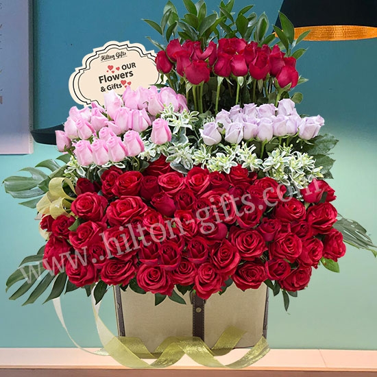 99 Table Bouquet Mix Roses